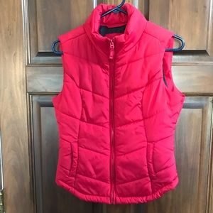 Aeropostale Women’s Red Puff Winter Vest Small